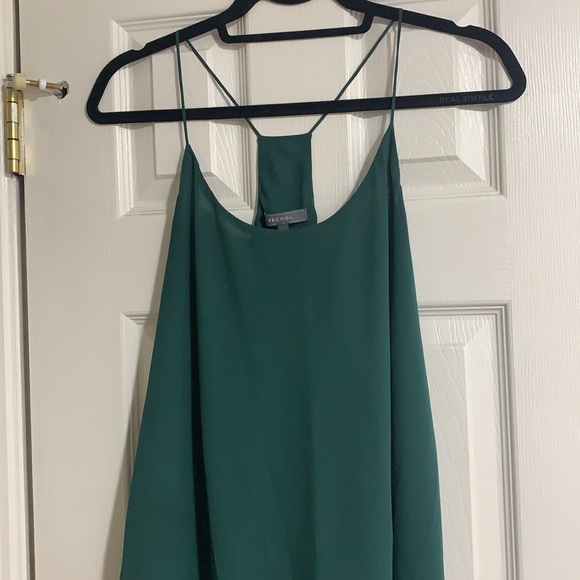 Express Razor Back Shirt - Picture 2 of 4